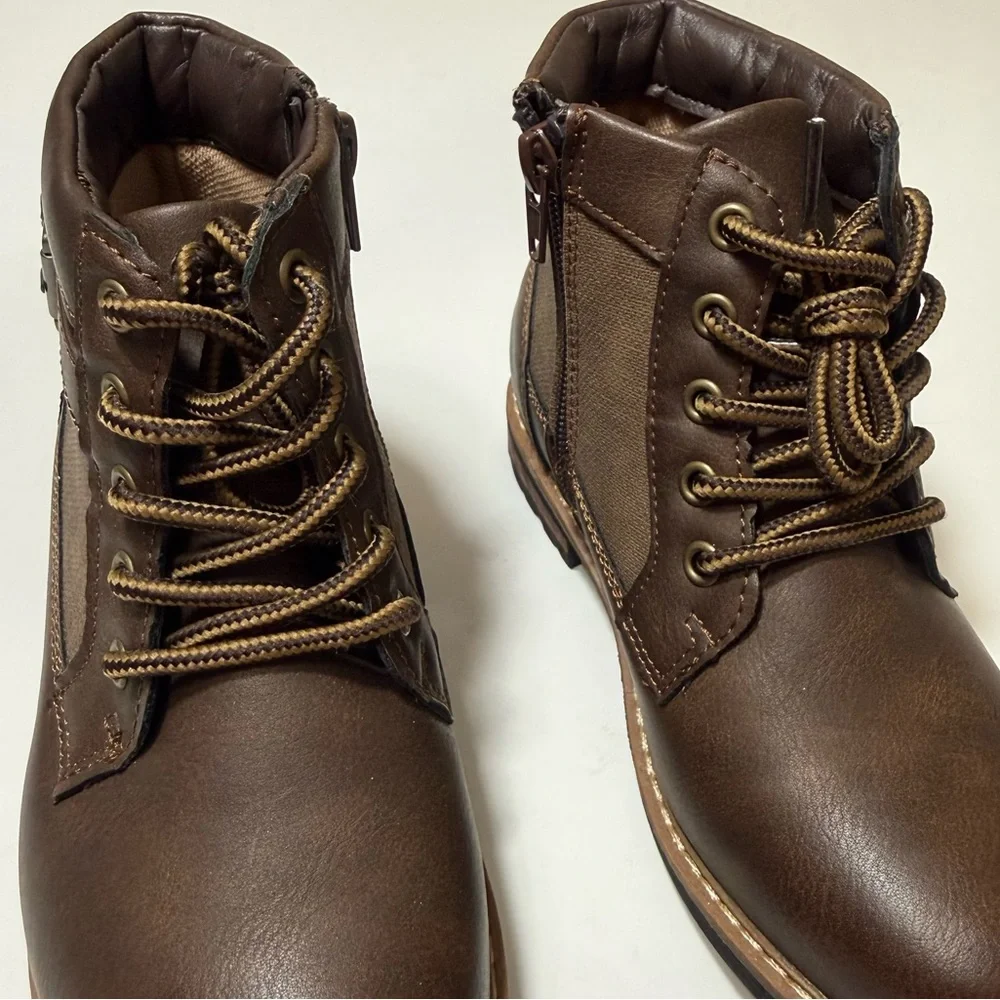Steve Madden Youth Girls Chestnut Brown Combat Boots — Size 13